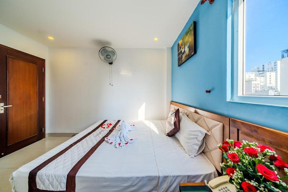 New Sky Hotel Da Nang Bagian luar foto