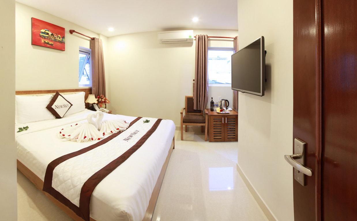 New Sky Hotel Da Nang Bagian luar foto